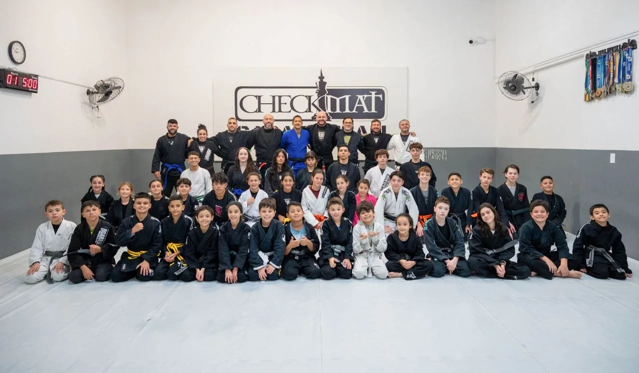 Seminário de Jiu-Jitsu infantil da Garage Team com mais de 60 crianças